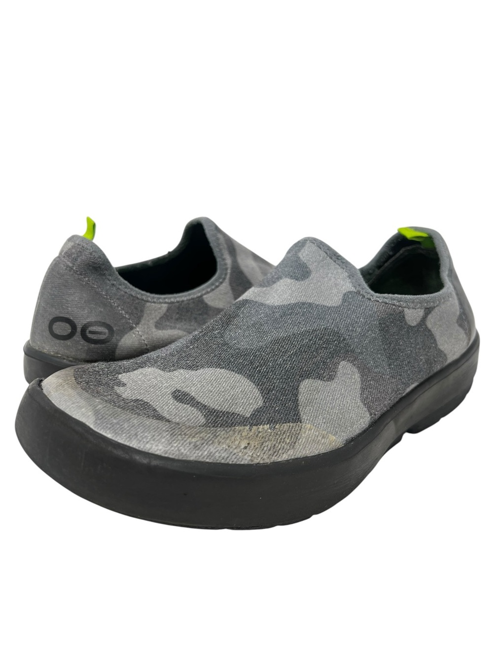 OOFOS Women's Gray Camo Slip-On Athletic Shoes with Neon Pull Tab